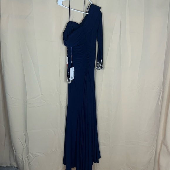 Mac Duggal 12231 NWT BEADED CUFF DROP SHOULDER FAUX WRAP GOWN - Picture 7 of 15